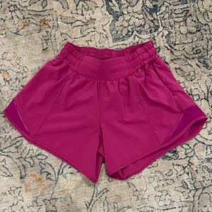 lululemon hotty hot high rise 4” shorts size 2